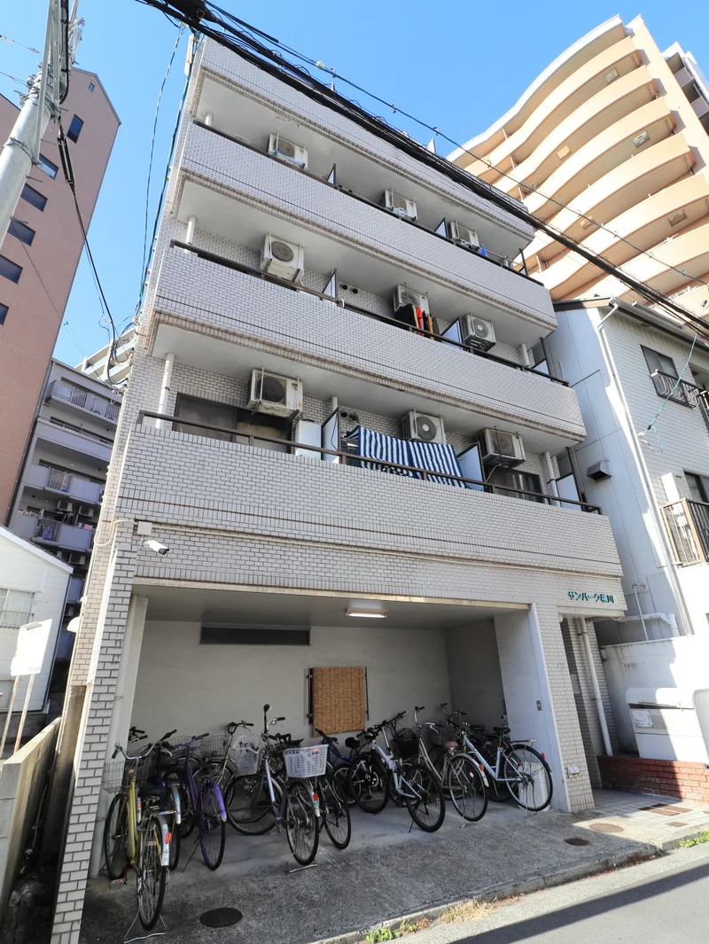 WIFI無料！　横川駅前にあるアクセス抜群の立地で飲食店など周りに集まった便利なエリアです！