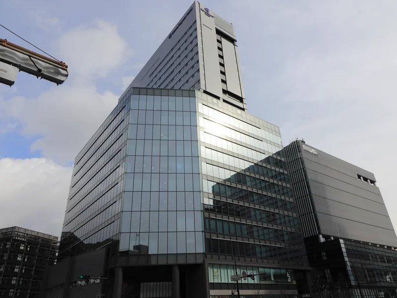 グラノードまで徒歩５分・・・飲食店・カフェもできますよ！