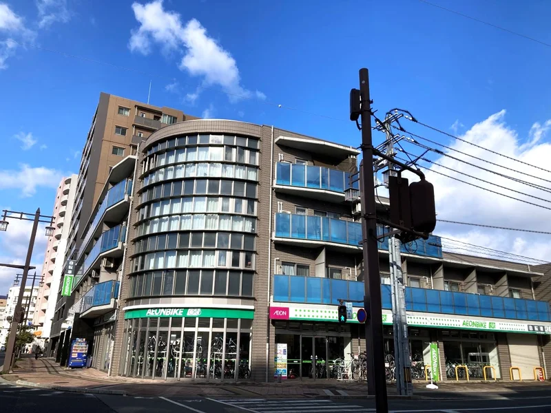 コンビニや飲食店なども近く長期出張に便利！