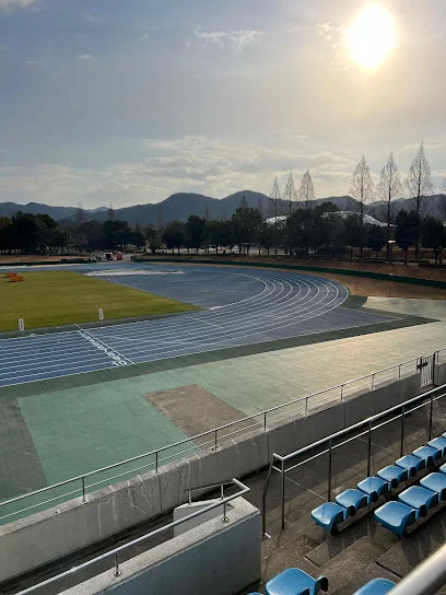 東広島運動公園・陸上競技場まで車で５分