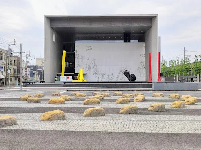 丸亀市立資料館まで徒歩１４分、1.0ｋｍ