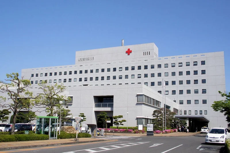 岡山赤十字病院まで車で16分、5.4km｡