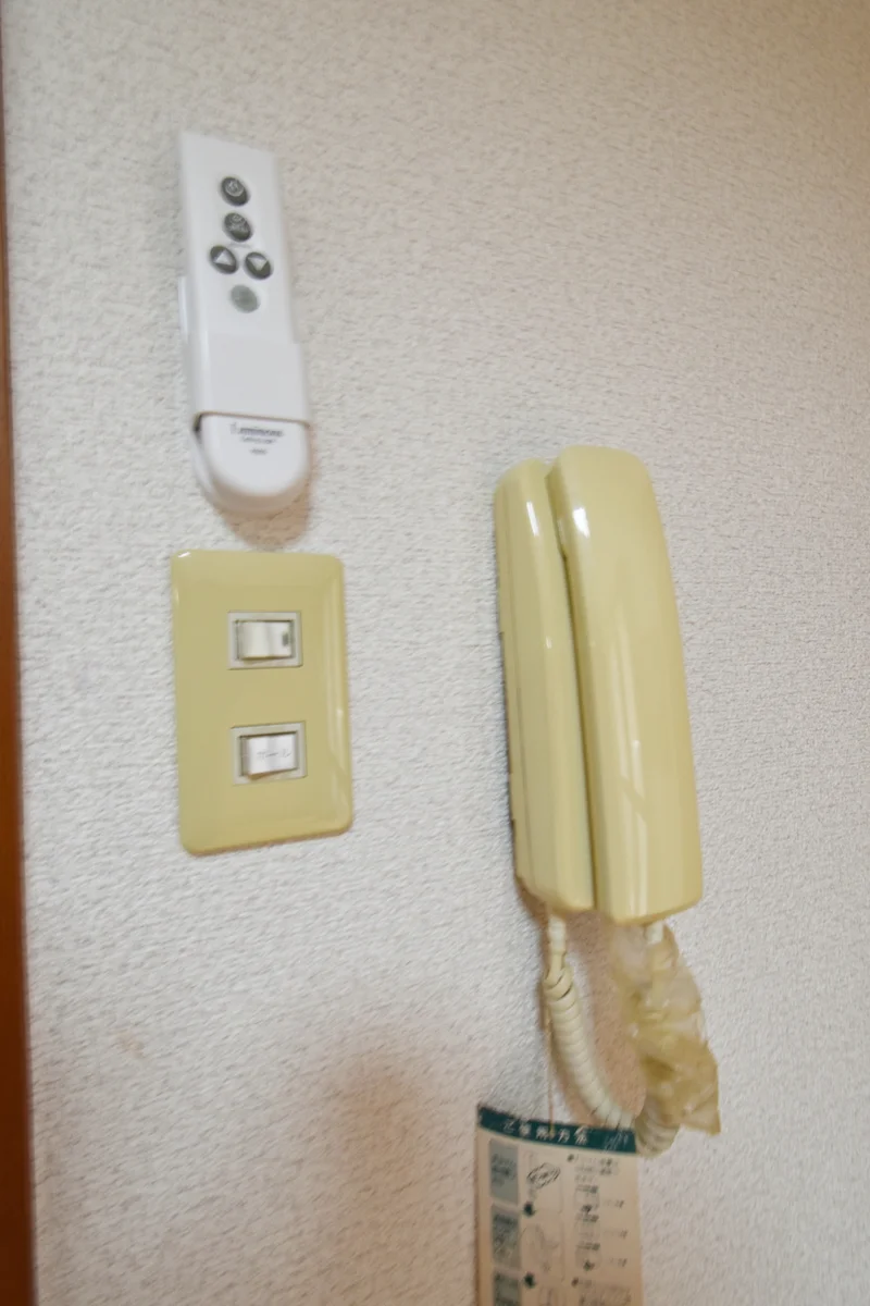 インターホン