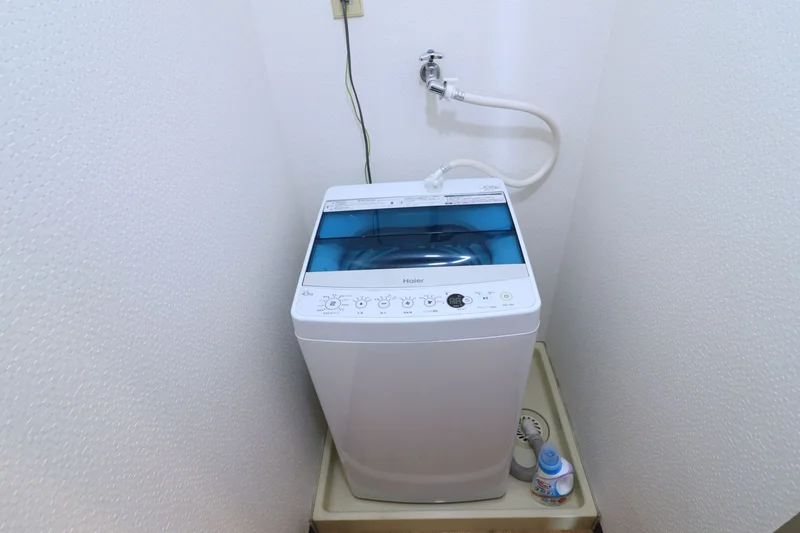 洗濯機があり　長期出張者へ重宝される設備の１つです！