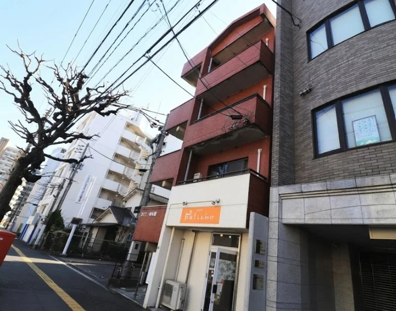 大通りに面しております