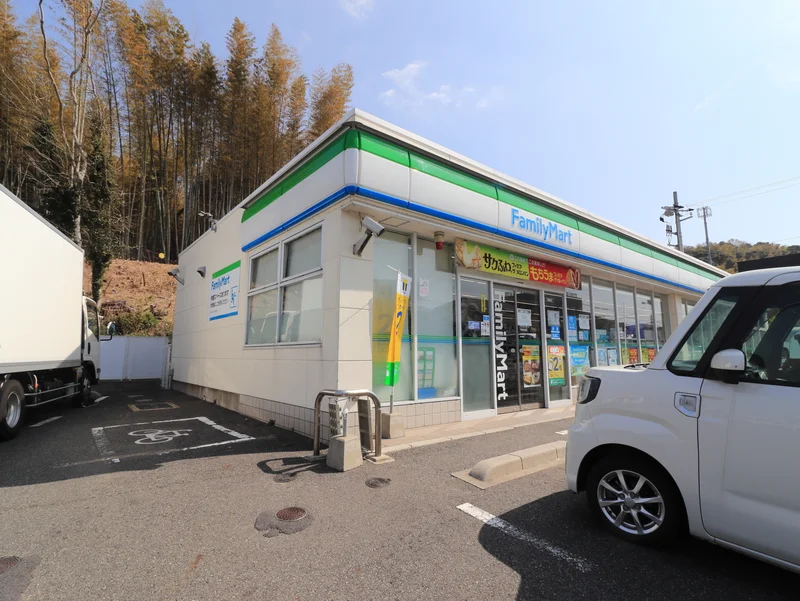 ファミリーマート