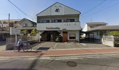 コインランドリー オーロラ店 (有)みやもと企画まで徒歩１０分