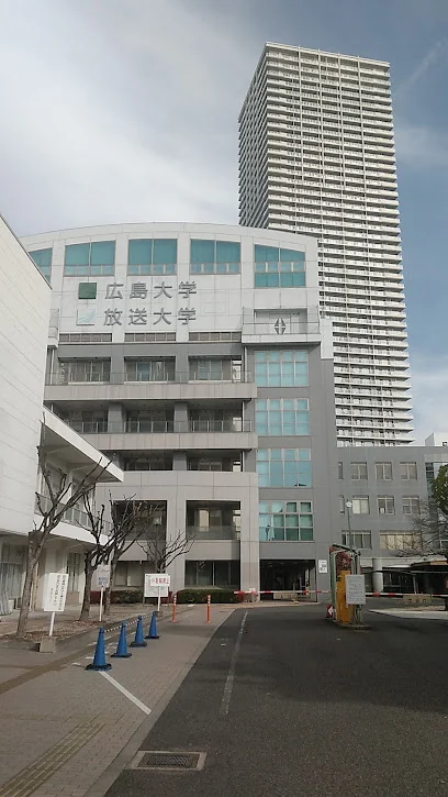 広島大学（ 東千田キャンパス ）まで徒歩１３分