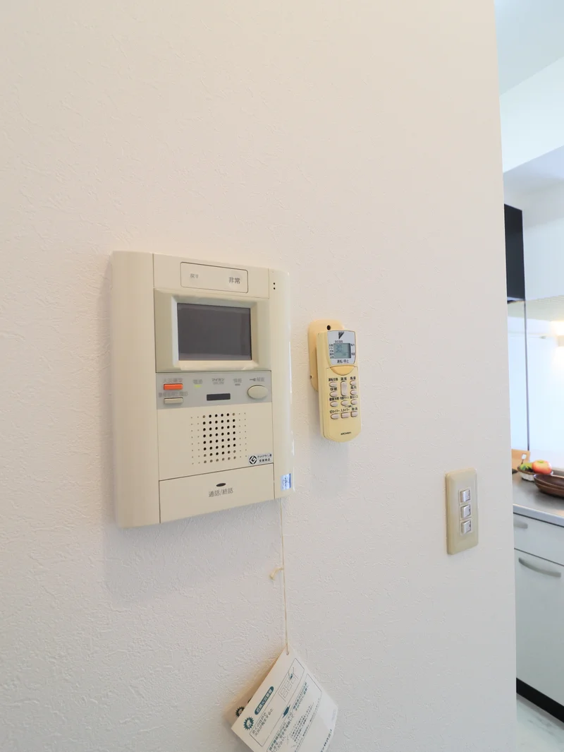 モニターホン　来訪者について視覚的に判断がしやすいです