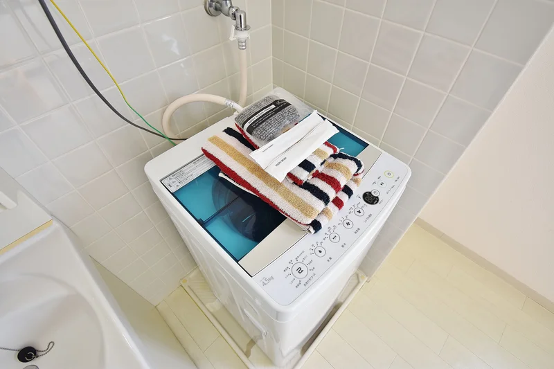 冷蔵庫、掃除機、パラソルハンガー、ケトル、炊飯器、調理器具各種、クリーニングされた清潔なタオル、洗剤までご用意。