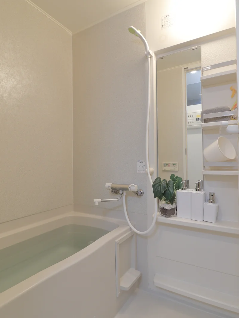 浴室・・・お風呂トイレ別のためゆっくり入浴出来ます　シャンプー・コンディショナー・ボディーソープなどすべて標準品！