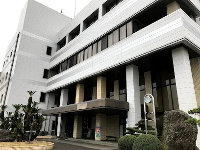 丸亀市 飯山市民総合センターまで車で９分、3.6km