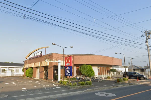 マクドナルド １１号丸亀土器店まで車で6分、2.1km｡