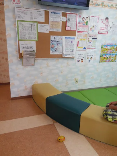 もりもと・こどもクリニックまで車で７分、2.7km