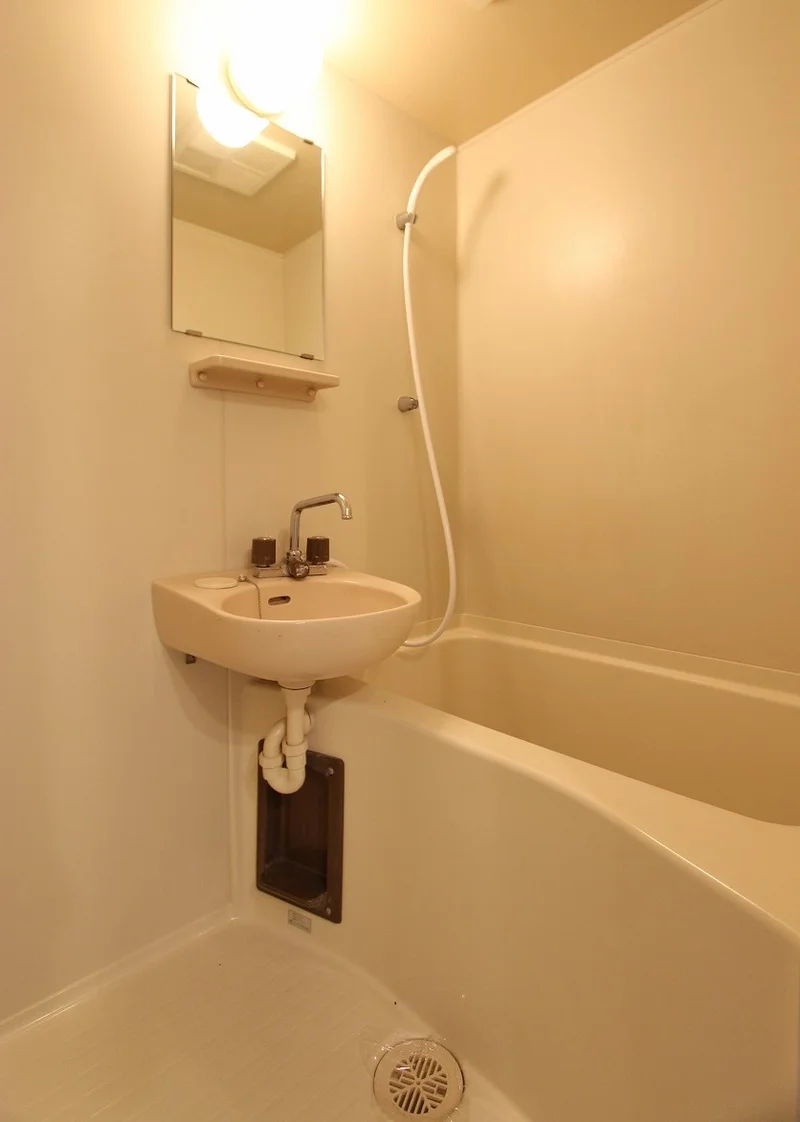 ※炊飯器・鍋フライパン・掃除機・アイロン・空気清浄機・HDD・ブルーレイレコーダーは現在設置しておりません。