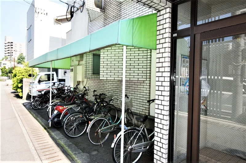 自転車駐輪可能！　近場へのお出かけや通勤などにも便利です！
