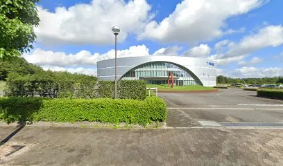 株式会社HIVEC 本社デザインセンターまで車で５分