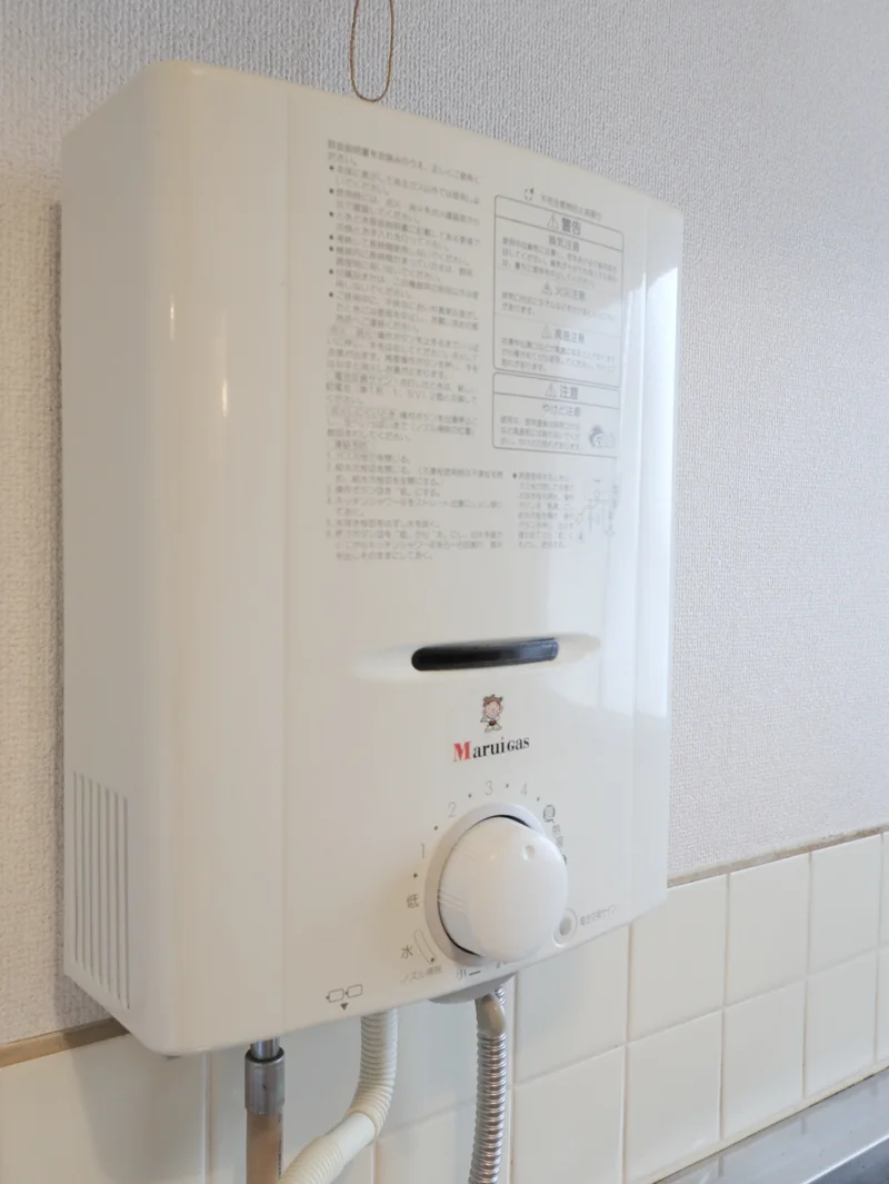 瞬間湯沸かし器（キッチン）