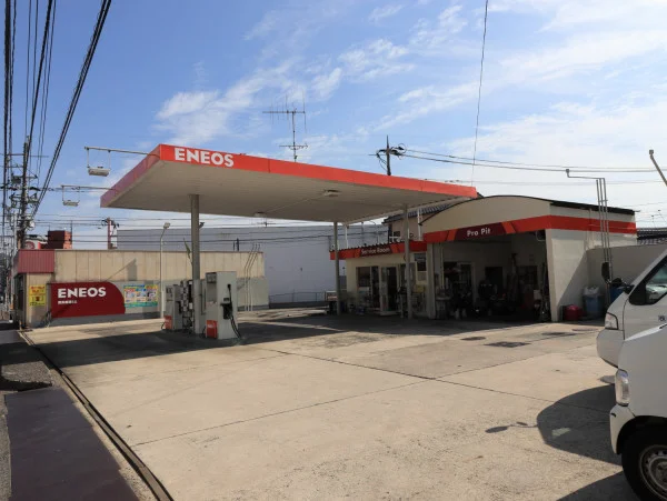 ENEOS Dr.Driveセルフ西条中央店まで車で７分