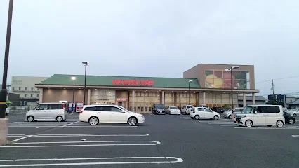 マルヨシセンター 観音寺店まで車で３分、1.5km