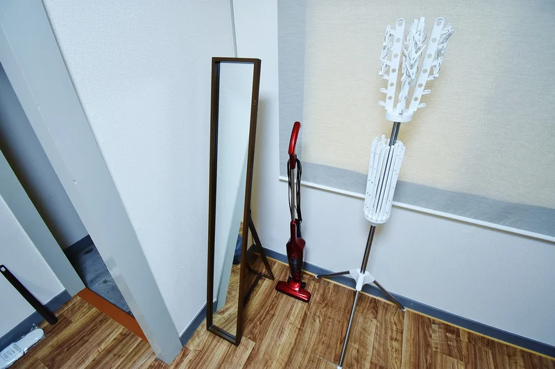 【掃除機完備】香川県観音寺市ウィークリーマンション・香川県観音寺市マンスリーマンションではビジネスホテルと違い、自宅と同じように生活できるのが強みの1つです。