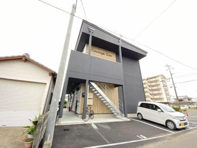 駐車場有で車移動にも抜群！　宮崎駅から徒歩圏内でイオンモール宮崎やJRA・宮崎中央青果などにも便利！