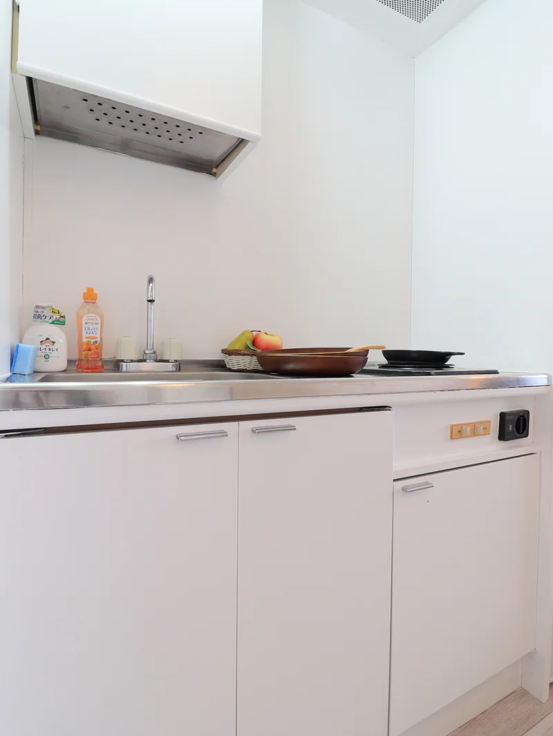 キッチン　調理器具や食器類など取り揃え！　自炊可能で健康面に考慮していただけます。