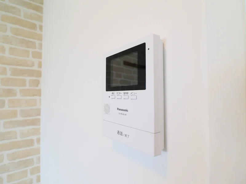 モニターホン　誰が訪ねてきたか一目瞭然でわかり防犯対策にも！