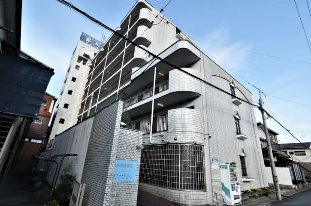 エレベーター付き　オートロックあり！　徳山駅より徒歩圏内で　近隣に駐車場もあり　アクセスも良い物件です。