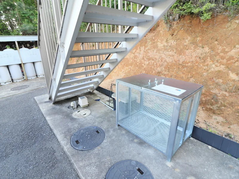 敷地内ゴミ捨て場あり　時間がない朝のゴミ捨てにも便利です！