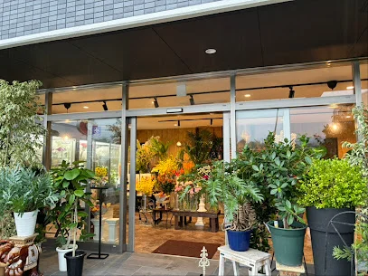 フラワーショップはなよし本店まで徒歩１４分