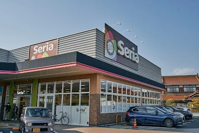 セリア マックスバリュ西条西店まで車で６分