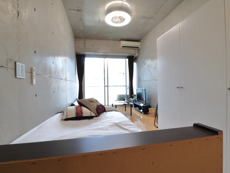 ゆったりとお過ごしいただけるような造りとなっております。　リネン類などのご用意も豊富にあります！　長期の滞在となっても安心してお過ごしいただけます。