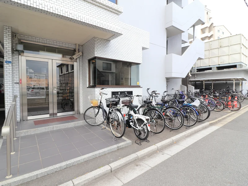 敷地内駐輪場　中距離移動に便利です！