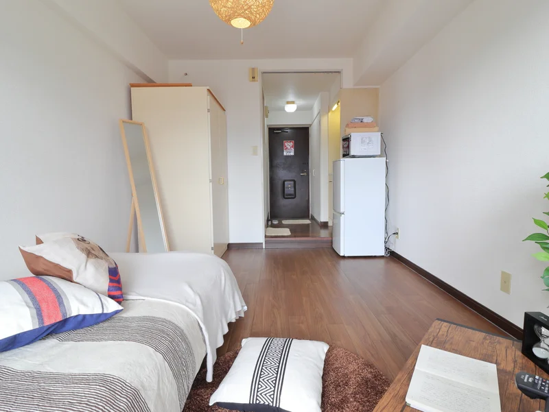 窮屈にならず、掃除も手間にならない、ちょうどいい広さのお部屋です。　ホテルより割安なので経費削減も可能♪