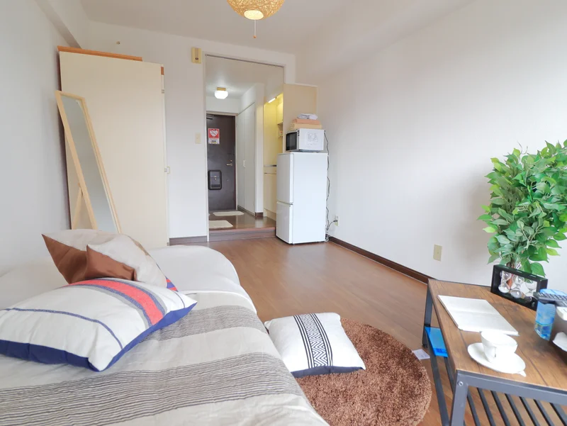 冷蔵庫や電子レンジなど、主要な家電類もご用意しております。