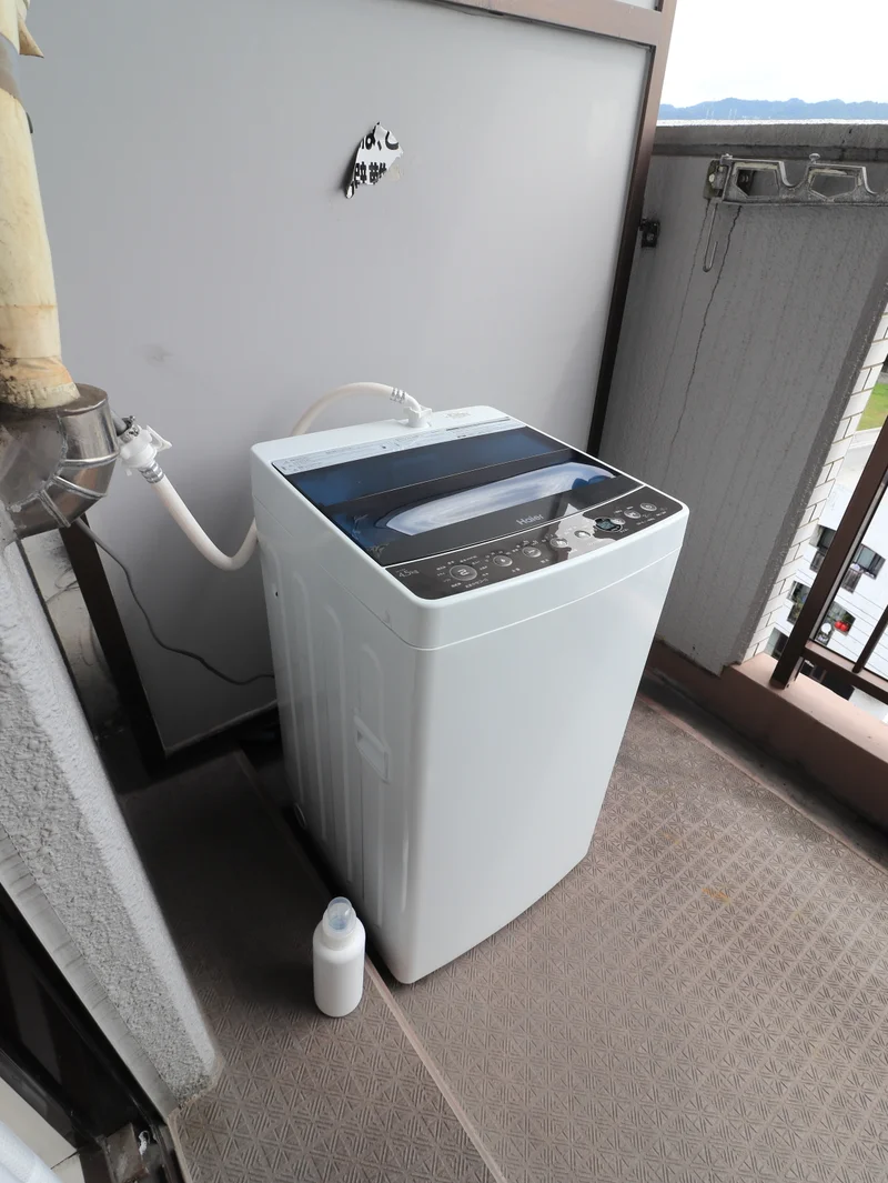 屋外洗濯機（延長コードによる接続要）