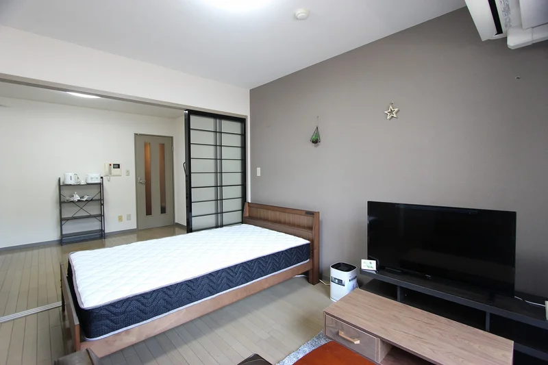 ※炊飯器・鍋フライパン・掃除機・アイロン・空気清浄機・HDD・ブルーレイレコーダーは現在設置しておりません。