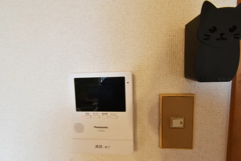 テレビモニターホン付きで安全対策！　セキュリティにも考慮されていて　女性にも安心な物件♪
