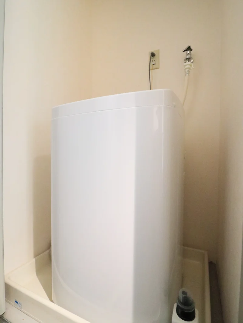 室内洗濯機なので天気が悪い日など関係なく、洗濯していただけます！また、洗剤もご用意しておりますので即日で洗っていただけます♪