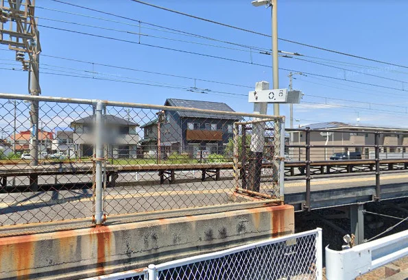 讃岐塩屋駅まで車で9分、3.2km｡