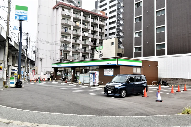 ファミリーマート　博多駅南2丁目店