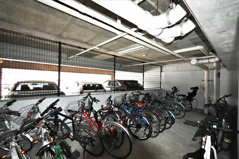駐輪場ありで自転車等使用可能！