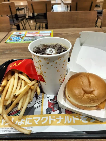 マクドナルド コースカベイサイドストアーズ店まで徒歩10分