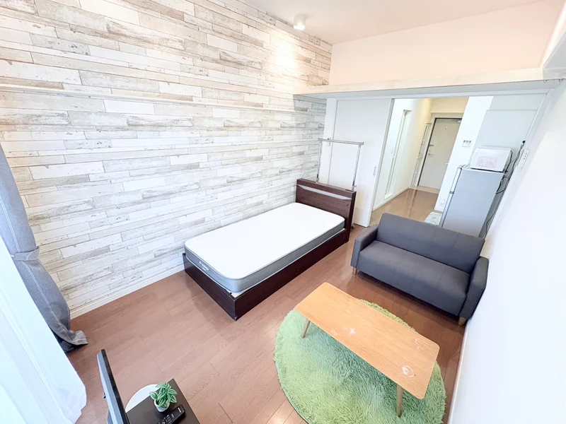 照明や壁紙もお洒落で高級感のあるお部屋となっております。