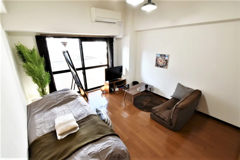 ソファ付き！テレビやDVDプレイヤーなどもあり！