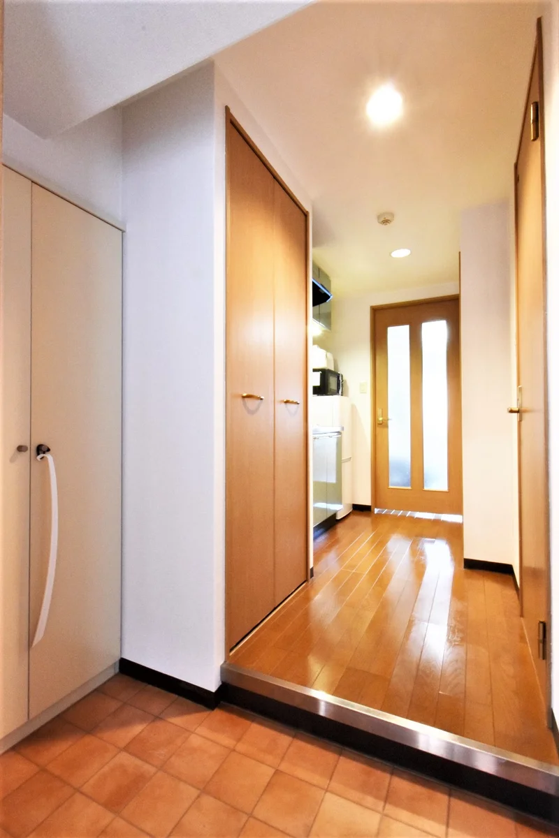 玄関　シューズボックスあり！