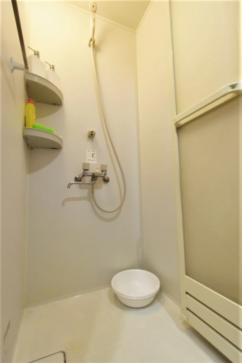 シャワールーム、シャンプー・コンディショナー・ボディーソープございます♪