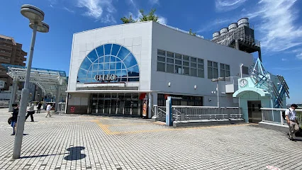 セレオ相模原まで徒歩4分