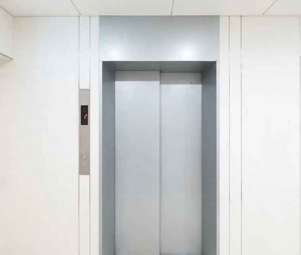 エレベーター付き